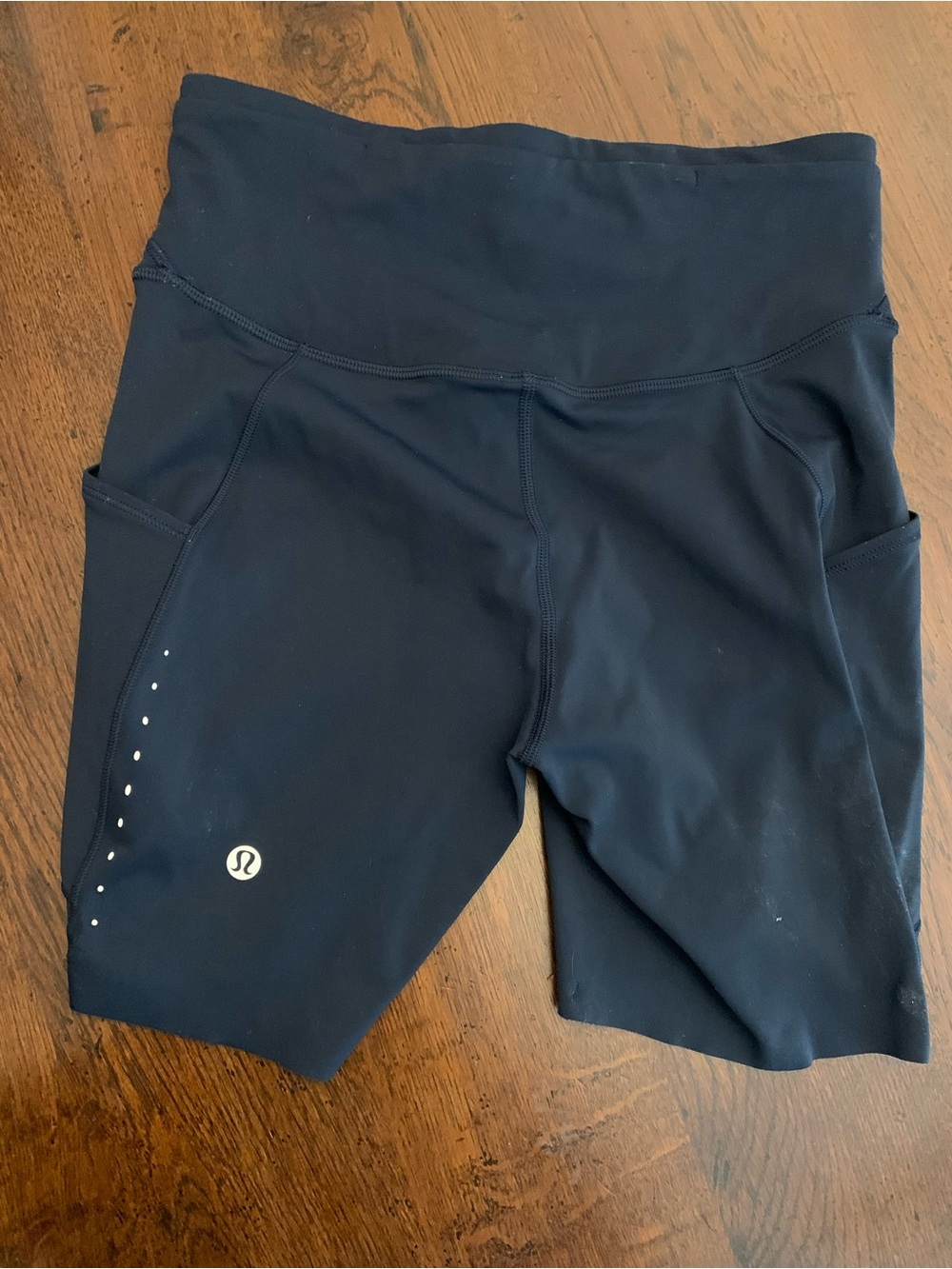 Lululemon Fast and Free High-Rise Short 6" (5 Pocket short tights) - size 6
